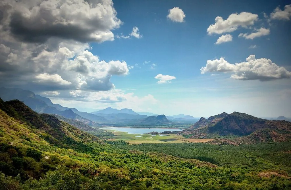 1200px-View_point_from_Kodai_hills-2